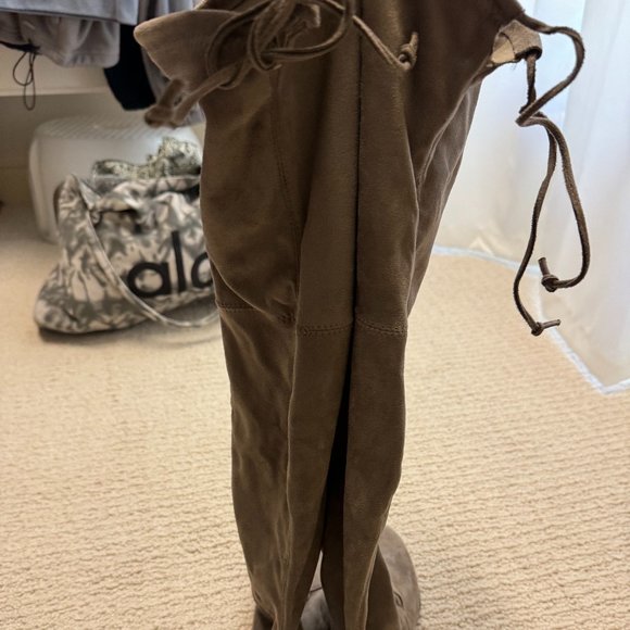 Over the Knee Faux Suede Boots - Picture 6 of 7